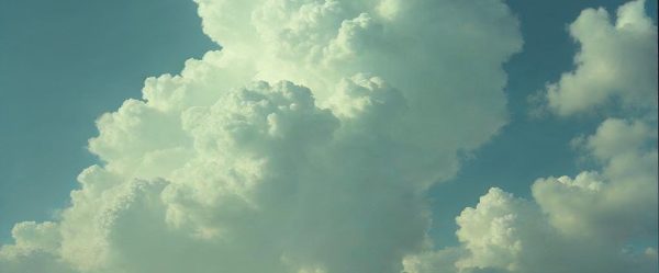 🚀 TBT to 2006: The Year We Trusted the Cloud for the First Time 🌥️